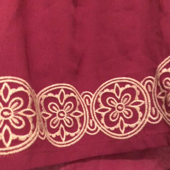 Size medium flowy shorts - Picture 3 of 3